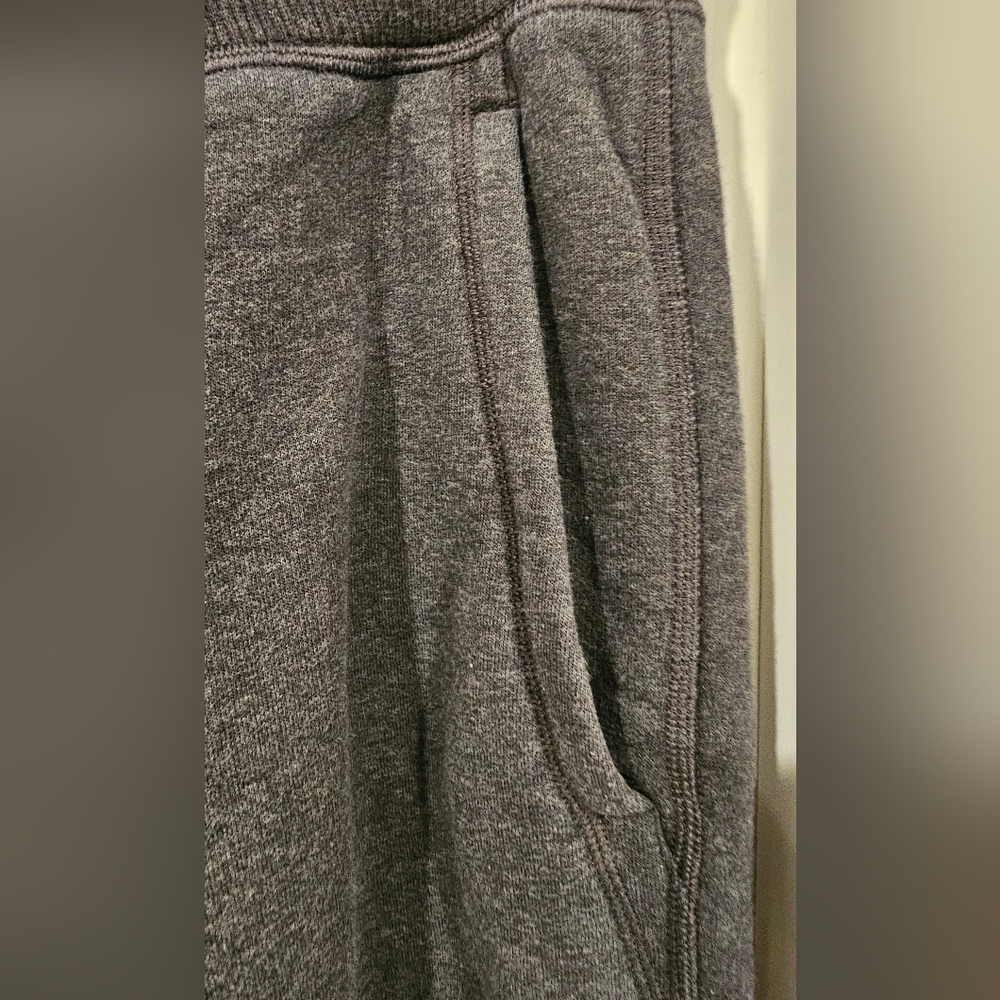 Lululemon Men's Charcoal Jogger Pants Size--Medium (Set Of 2) - Picture 6 of 9